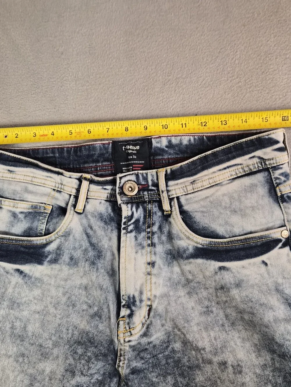 T base Blue acid wash denim shorts jorts size mens 32 waist 21